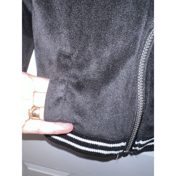 Betsey Johnson Jacket Girls Sz 5T Embroidered Velour Bomber Floral Black Velvet - Picture 4 of 8